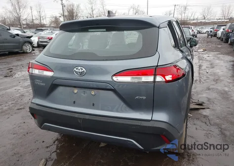 2022 Toyota Corolla Cross L из США, поврежденный, VIN 7MUAAABG3NV040858